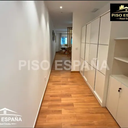 Playa Postiguet, Mercado Apartament Alicante